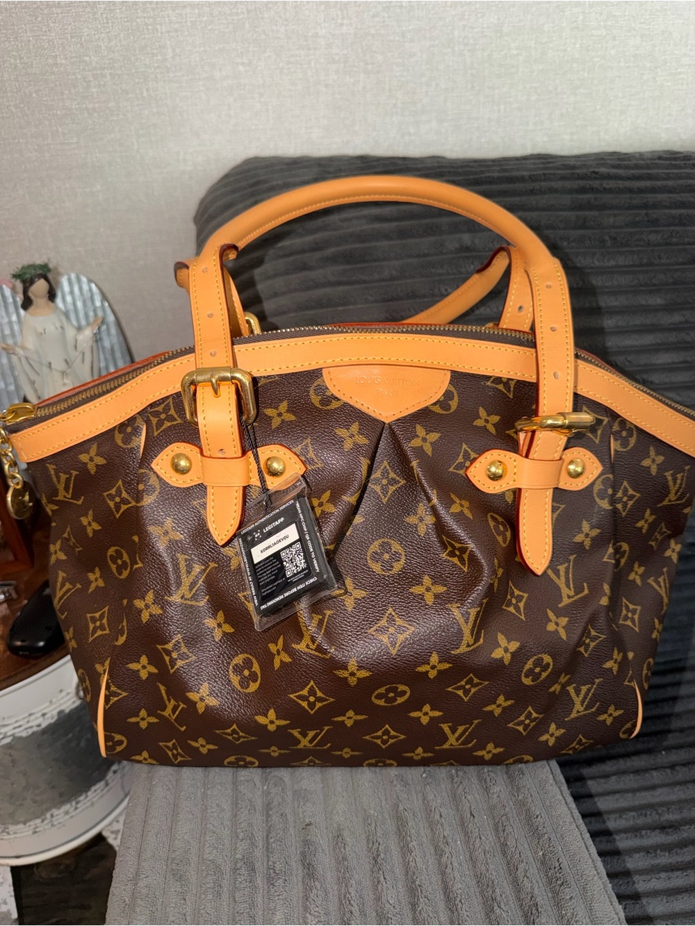 Louis Vuitton Tivoli GM